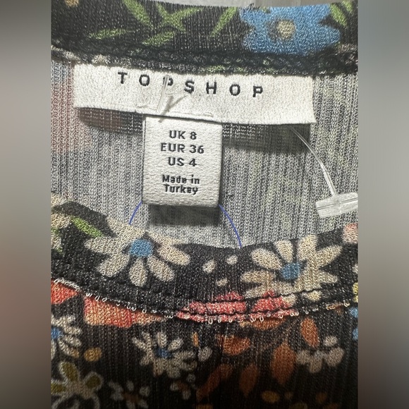 Topshop Floral Top - Picture 4 of 4
